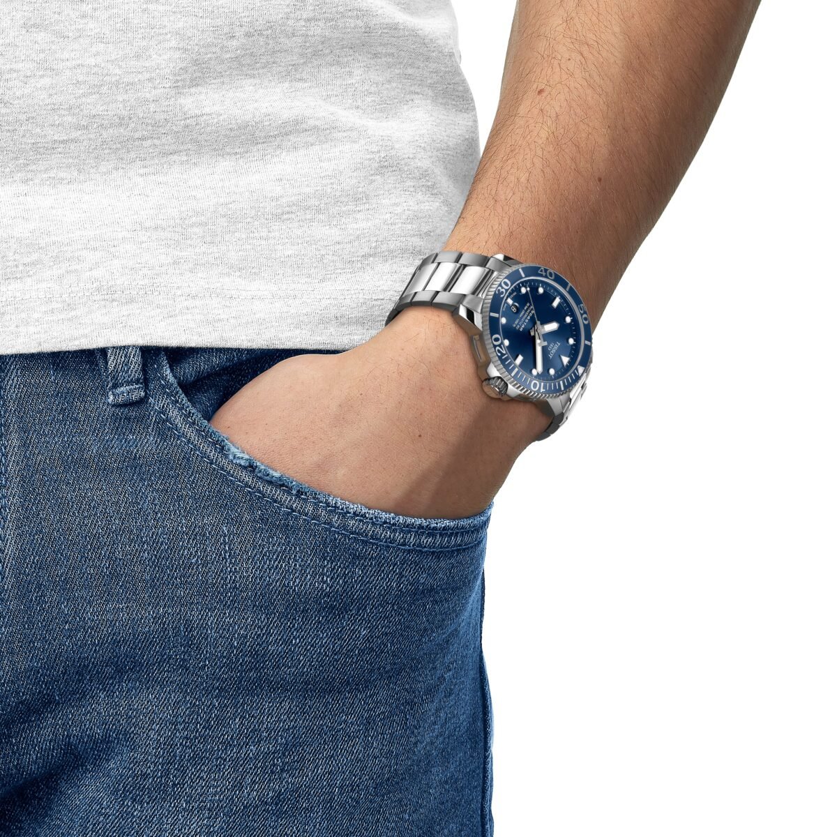 Tissot Seastar Powermatic 80 43mm Blue Dial weared
